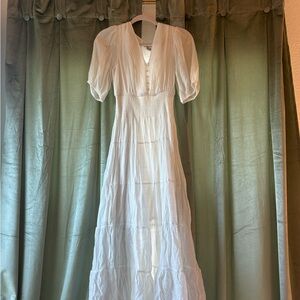 White long dress with lining